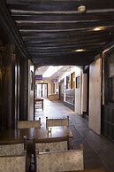 George & Pilgrims Hotel