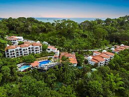 Shana by the Beach Manuel Antonio