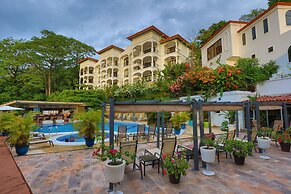Shana by the Beach Manuel Antonio
