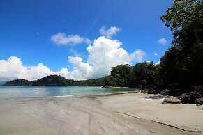 Shana by the Beach Manuel Antonio