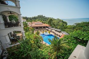 Shana by the Beach Manuel Antonio