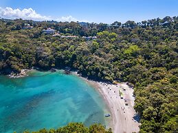 Shana by the Beach Manuel Antonio