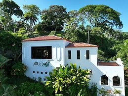 Shana by the Beach Manuel Antonio