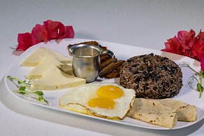 Shana by the Beach Manuel Antonio