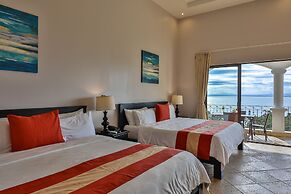 Shana by the Beach Manuel Antonio