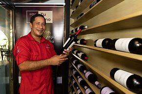 Shana by the Beach Manuel Antonio