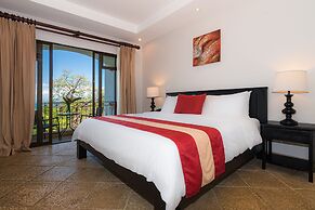 Shana by the Beach Manuel Antonio