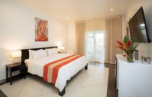 Shana by the Beach Manuel Antonio