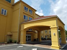 La Quinta Inn & Suites by Wyndham Atlanta-Union City