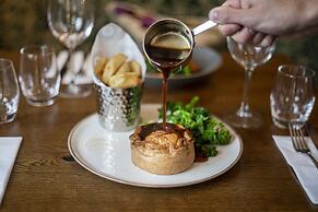 The Kings Arms and Royal Hotel, Godalming, Surrey