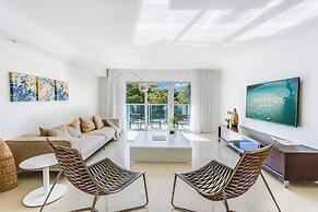 Beach Haus Bal Harbour