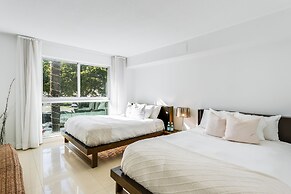 Beach Haus Bal Harbour