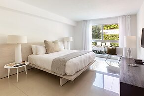 Beach Haus Bal Harbour