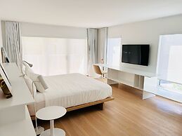 Beach Haus Bal Harbour