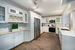 Beach Haus Bal Harbour