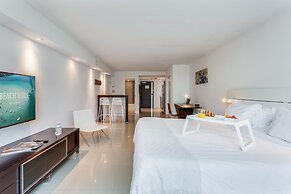 Beach Haus Bal Harbour