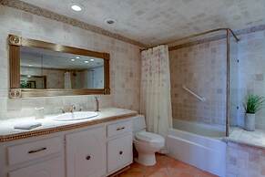 Beach Haus Bal Harbour