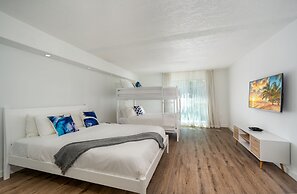 Beach Haus Bal Harbour