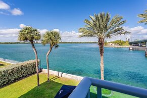 Beach Haus Bal Harbour