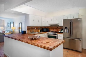 Beach Haus Bal Harbour