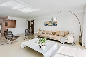 Beach Haus Bal Harbour