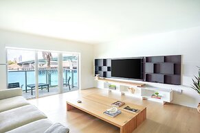 Beach Haus Bal Harbour