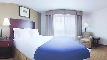 Holiday Inn Express & Suites Antigo by IHG