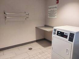 Holiday Inn Express & Suites Antigo by IHG