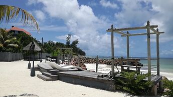 The Islander Hotel