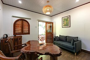 The Islander Hotel