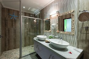 The Islander Hotel