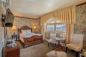 The General Palmer Hotel