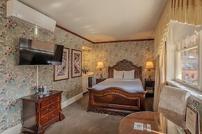 The General Palmer Hotel