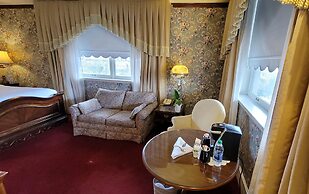 The General Palmer Hotel