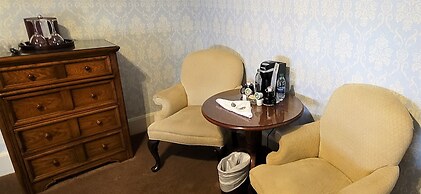 The General Palmer Hotel