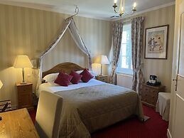 Le Fleuray Hotel & Restaurant