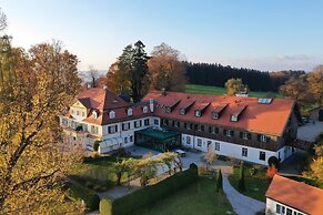 Schlossgut Oberambach BioHotel und Vitalzentrum