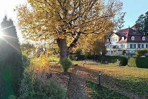 Schlossgut Oberambach BioHotel und Vitalzentrum