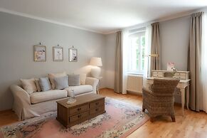 Schlossgut Oberambach BioHotel und Vitalzentrum