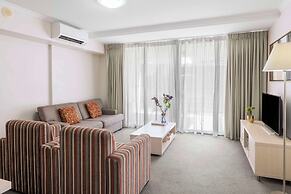 Oaks Brisbane River City Suites