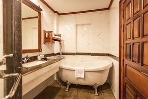 Empress Angkor Resort & Spa