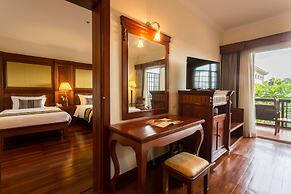 Empress Angkor Resort & Spa