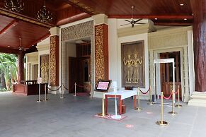 Empress Angkor Resort & Spa