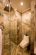 Empress Angkor Resort & Spa