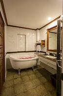 Empress Angkor Resort & Spa