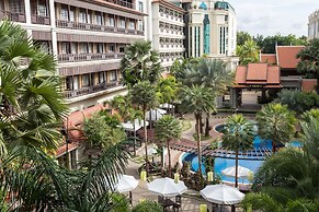 Empress Angkor Resort & Spa