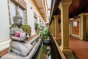 Empress Angkor Resort & Spa