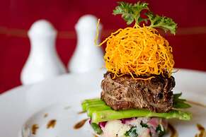 Empress Angkor Resort & Spa