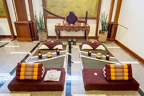 Empress Angkor Resort & Spa