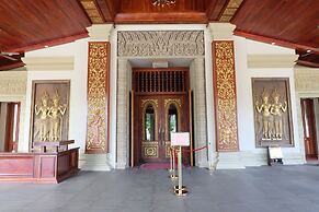 Empress Angkor Resort & Spa